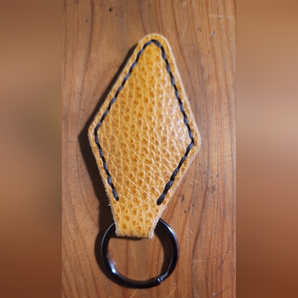 NWOT-Leather Key Fob - Picture 2 of 2